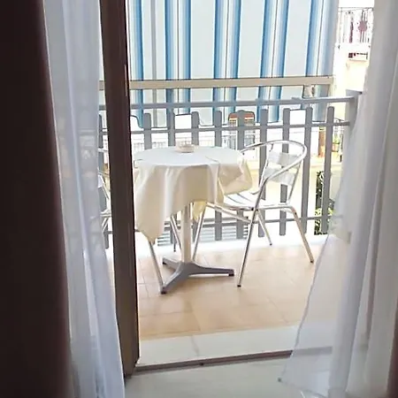 Mimosa فندق مبيت وإفطار 4*