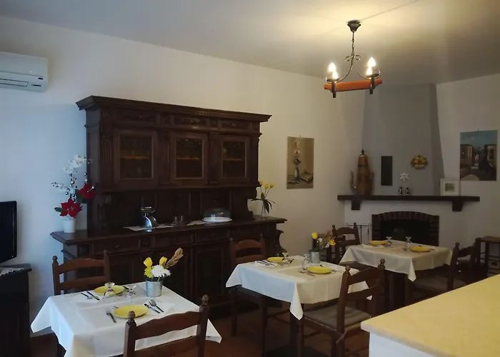 Alojamento de Acomodação e Pequeno-almoço Mimosa Giardini Naxos